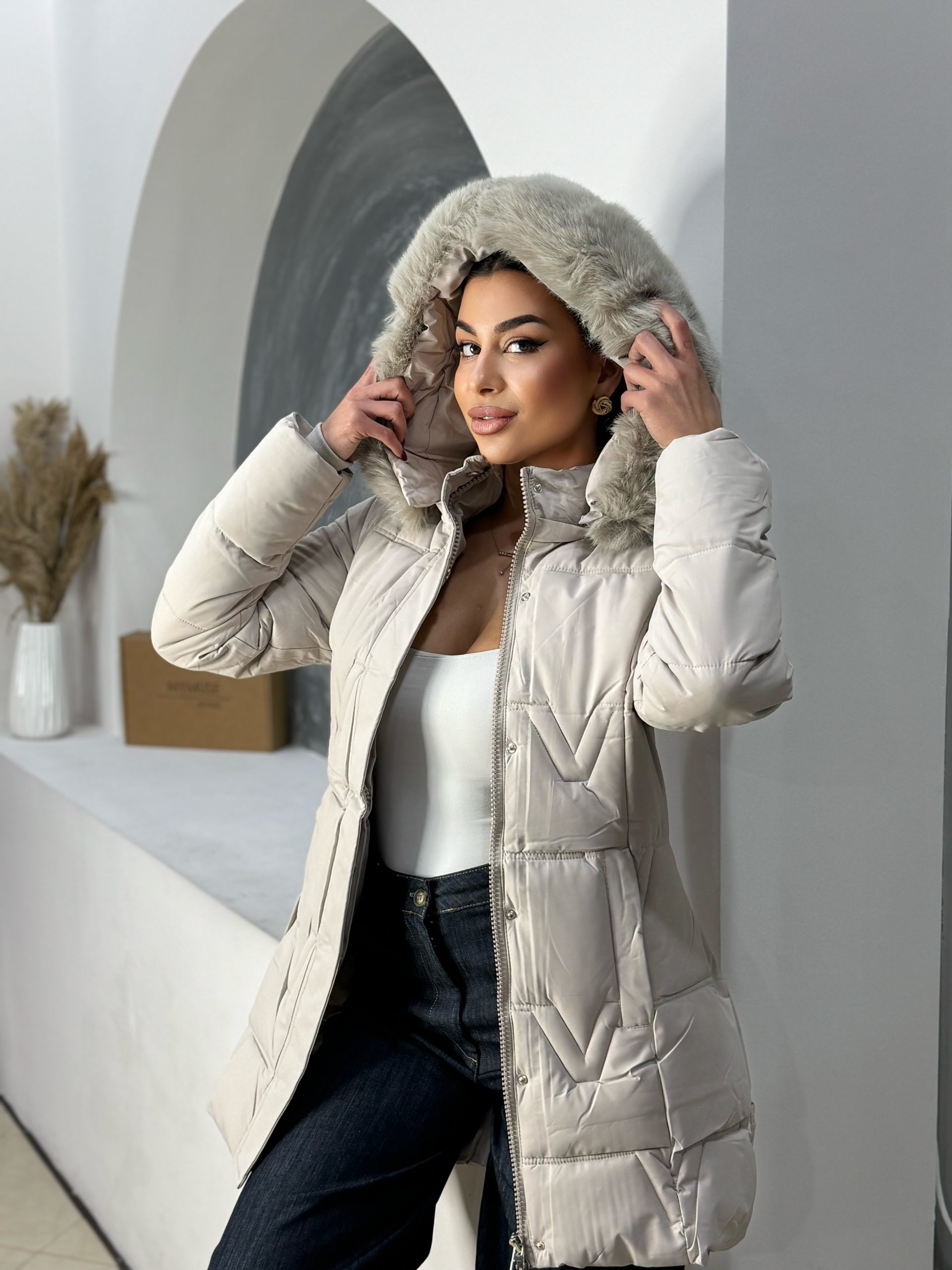 D642711F-C5B3-49A6-B6DD-759726120552