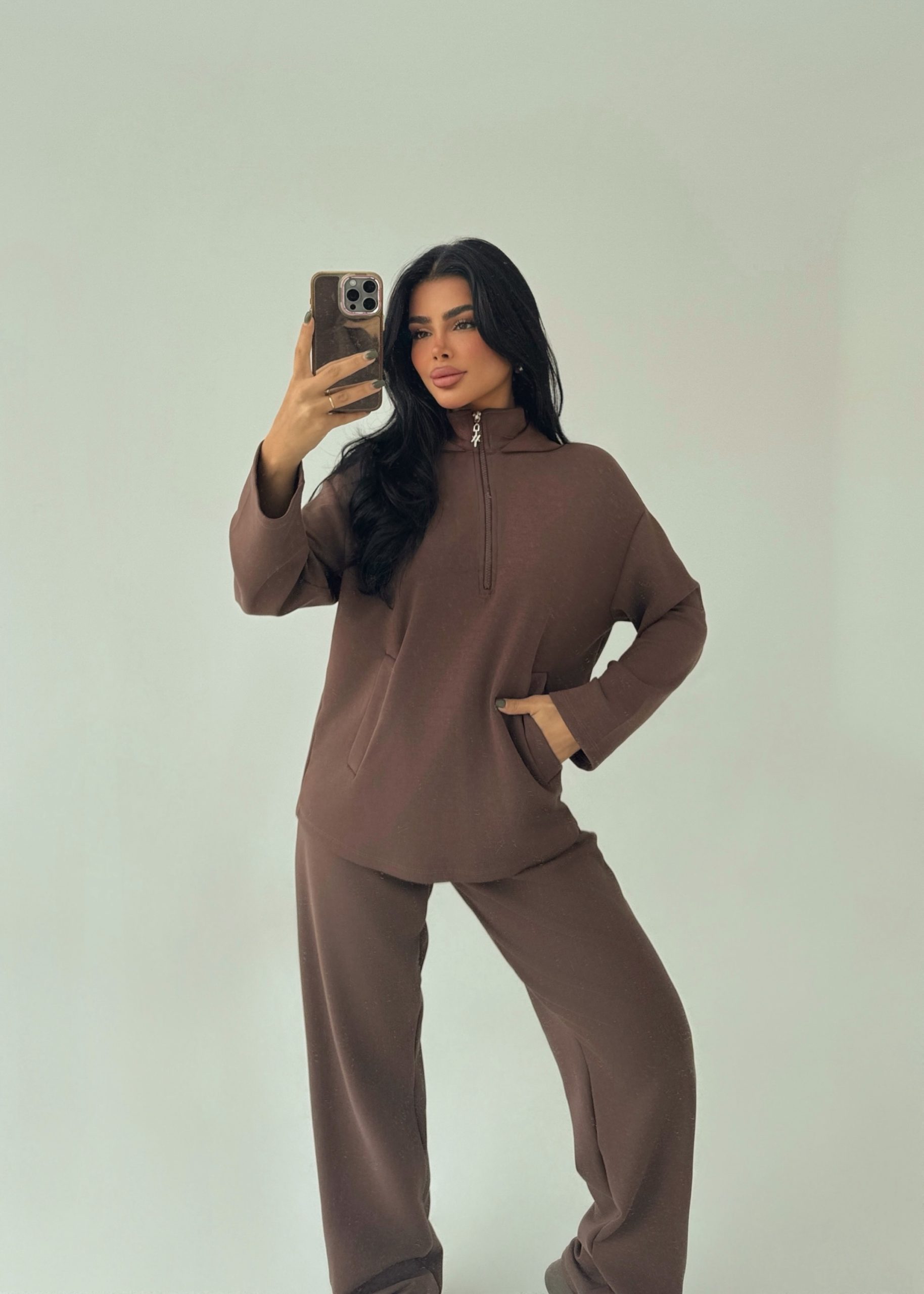 edited-in-tezza-with-brightness-temperature-hsl-vintage Fitness Set Καφέ - Image 1