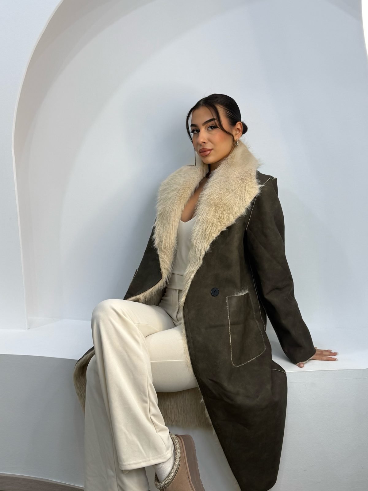 Thander 2 ways to wear it Coat - Image 5