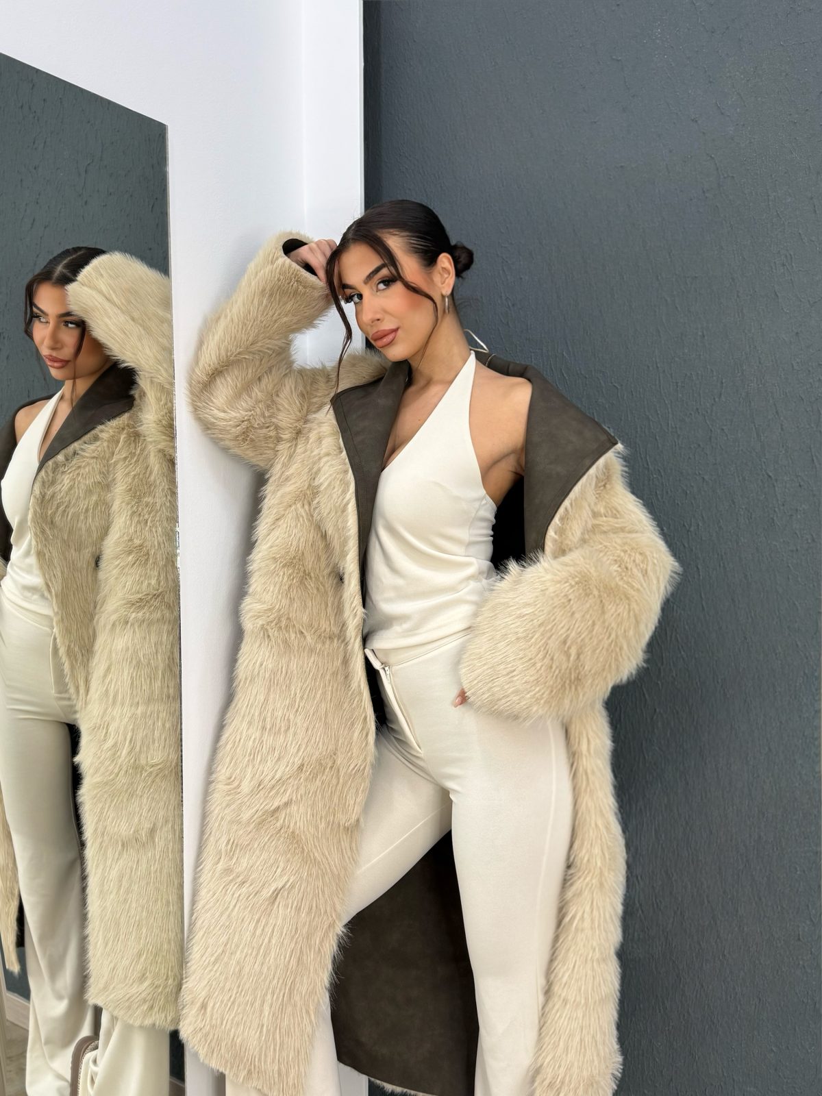 Thander 2 ways to wear it Coat - Image 3