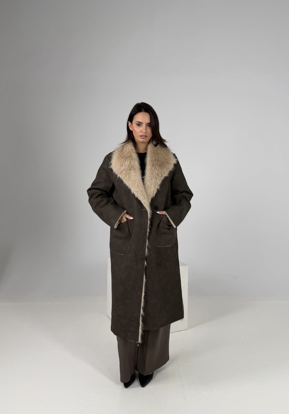 Thander 2 ways to wear it Coat - Image 2