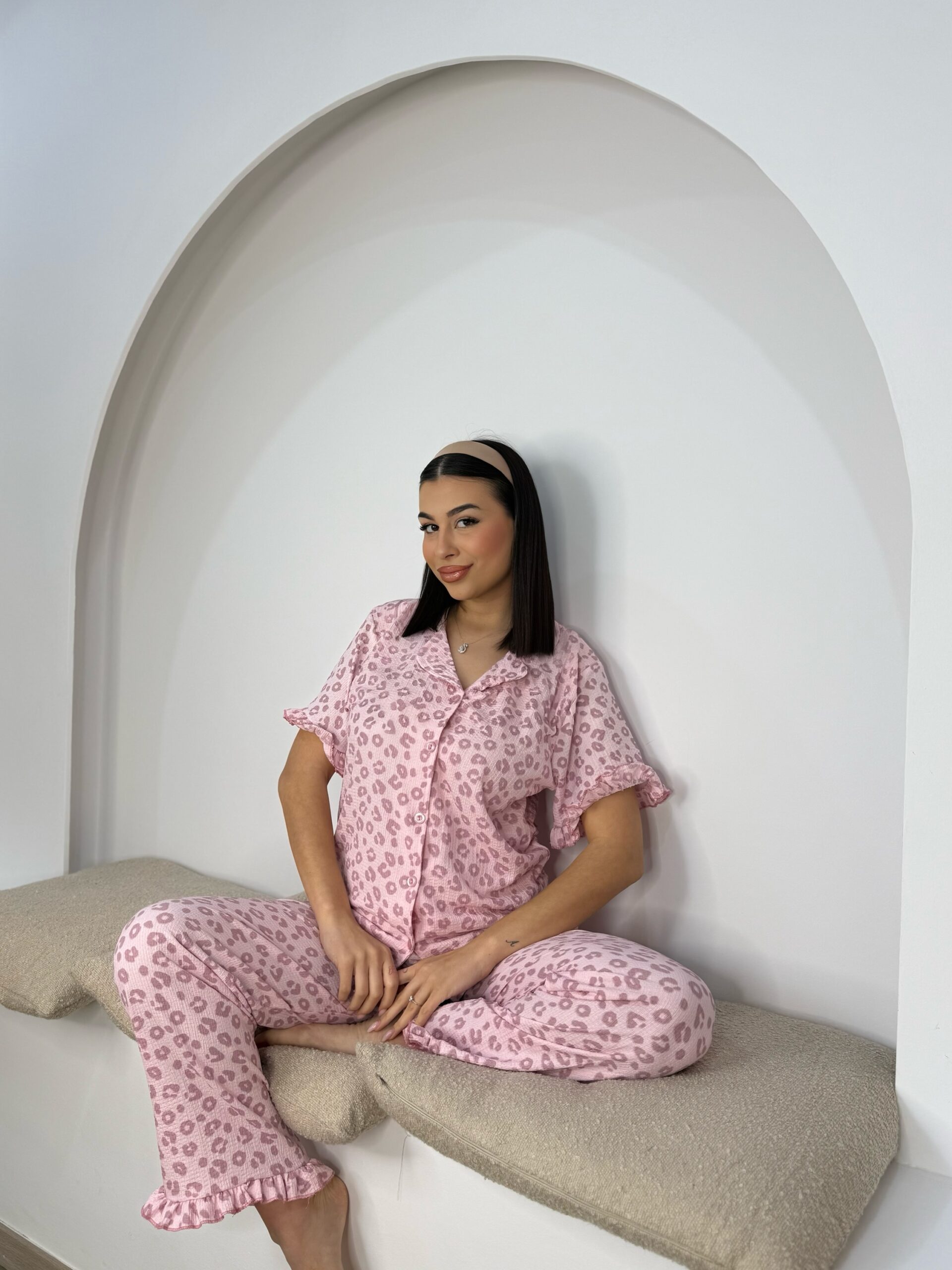 img_1025 Κοντομάνικη Πυτζαμα Λιλά Γκοφρέ Λεοπάρ - Image 1