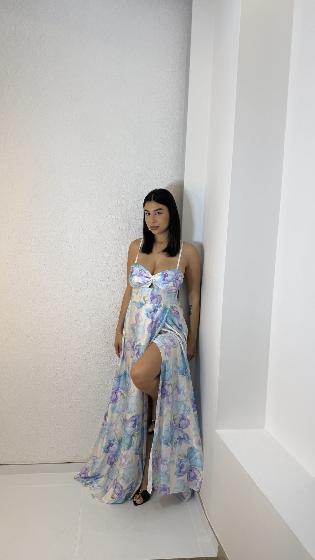 Alessendra Dress Γαλάζια Λουλούδια - Image 2